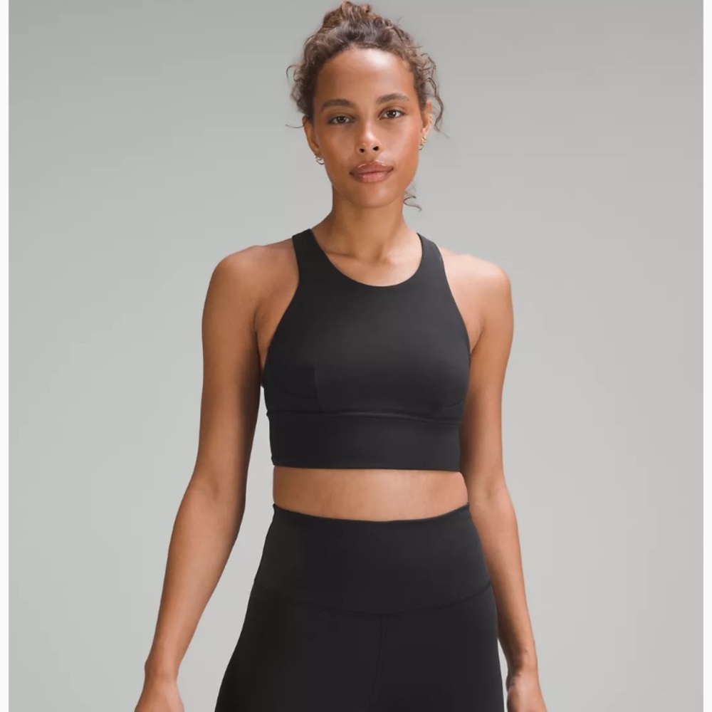 Lululemon Wunder Train Longline Bra
Medium Support, C/D Cup sports bra sz 10